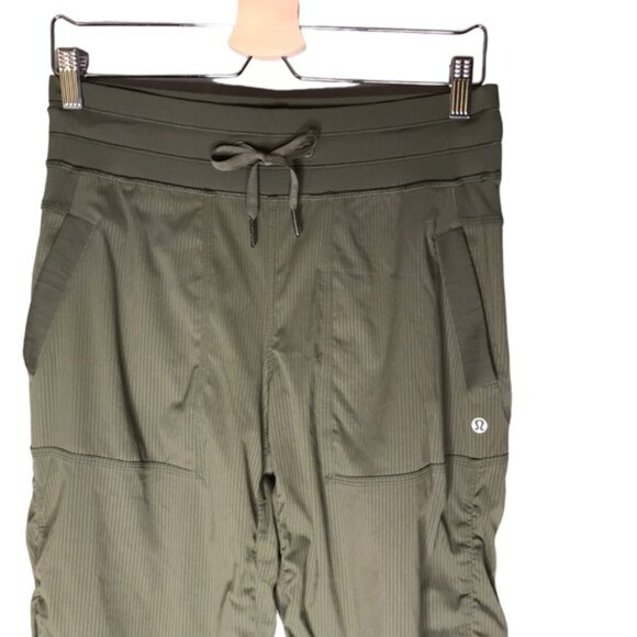 Size 6 Lululemon Studio Pant II *Unlined (Regular) Fatigue Army Green - Picture 4 of 13